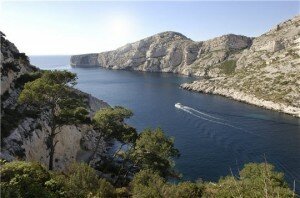 parc national marseille calanques provence 300x198 La version 4 de la charte du Parc National des Calanques adoptée : objectif avril 2012