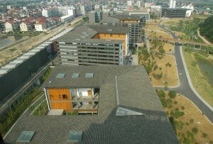 wang shu prix pritzker hangzhou 300x203 Wang Shu devient le premier architecte chinois lauréat du Prix Pritzker