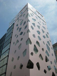 Mikimoto Ginza toyo ito 225x300 Le lauréat du prix Pritzker 2013 est larchitecte japonais Toyo Ito