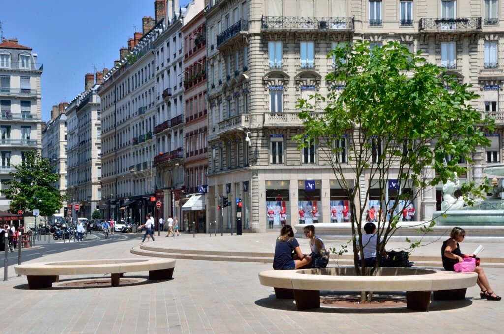 place-jacobin-quartier-merciere Place des Jacobins - Lyon
