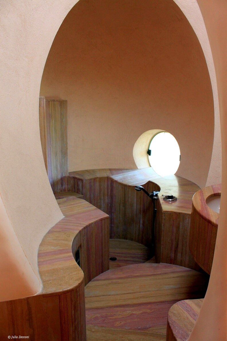 insolite-design-pierre-cardin-bulle
