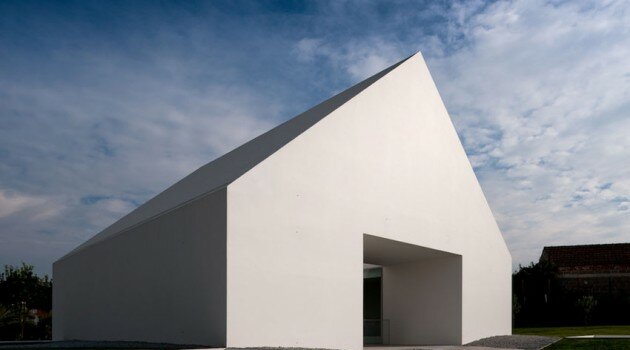 maison-sans-fenetre-architecture-insolite
