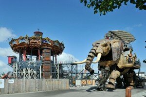 nantes-art-mobilier-urbain-carrousel