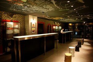 mama-shelter-reception