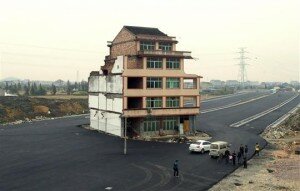 maison-clou-expropriation-chine-daxi-habitant