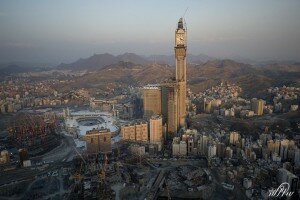 Abraj Al Bait Towers 300x200 Top 10 des plus hautes tours du monde en 2012