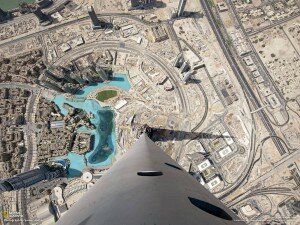 burj khalifa dubai 300x225 Top 10 des plus hautes tours du monde en 2012