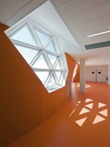lycee georges freche montpellier fuksas 225x300 Le nouveau lycée hôtelier Georges Frêche à Montpellier par Massimiliano Fuksas