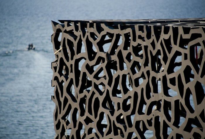 facade-resille-mucem