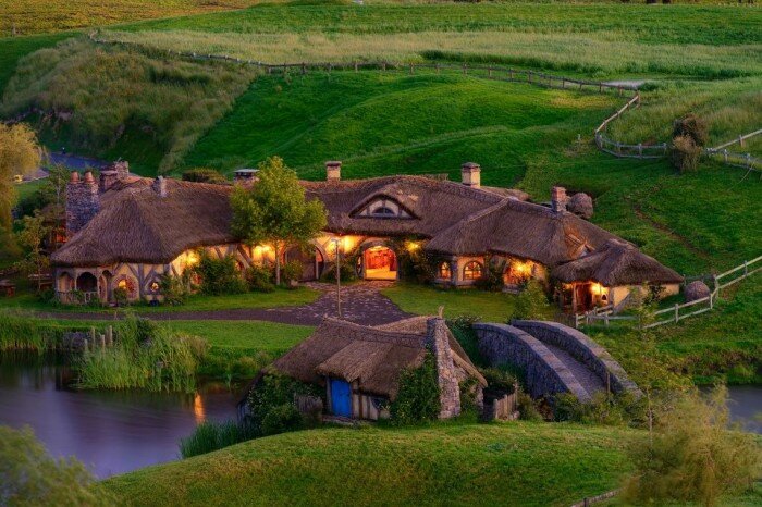 hobbiton nouvelle zelande 700x466 hobbiton nouvelle zelande