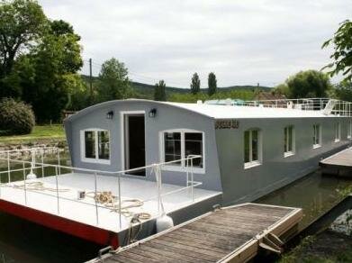 loft peniche bateau appartement Bateau loft : la péniche améliorée