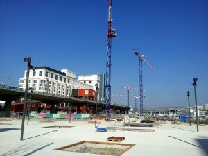 amenagement place mediterranee joliette 300x225 Une nouvelle place urbaine à Marseille : la Place de la Méditerranée à la Joliette
