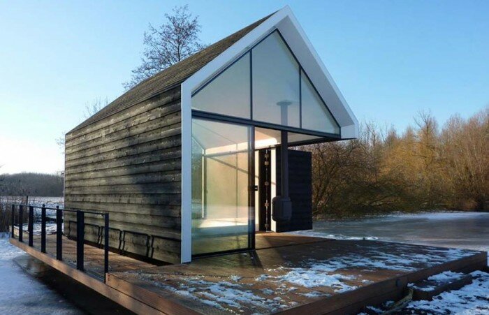 cabane flottante 2by4architects 700x451 Cabane flottante sur les lacs de Loosdrecht par 2by4 architects