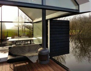 maison-flottante-lac-construction-chauffage-2by4architect