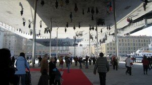 ombriere foster devisgne 300x168 Inauguration officielle du Vieux Port à Marseille : reportage photos