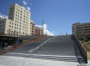 escalier avenue leclerc marseille saint charles 300x219 Inauguration dune nouvelle entrée de ville apaisée à Marseille Saint Charles