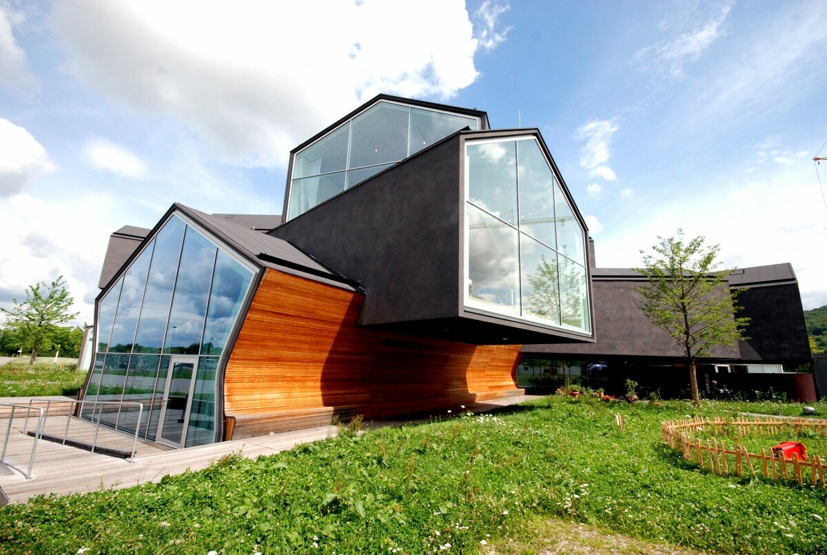vitrahaus herzog 1200x805 Vitra Campus : un complexe darchitecture contemporaine exceptionnel 