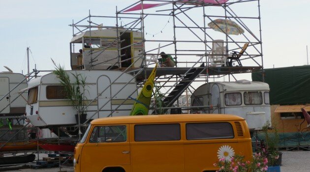 structure-echafaudages-marseille-camping-2013
