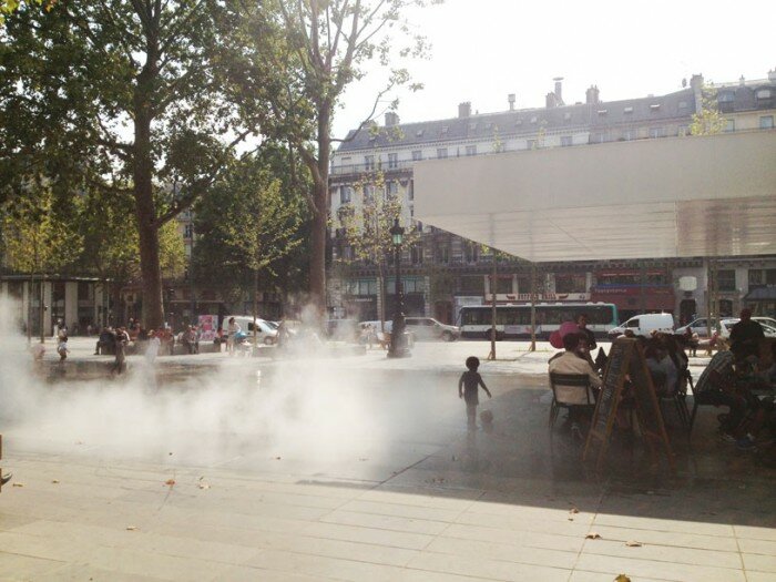 fontaine-brumisateur-place-de-la-republique-paris