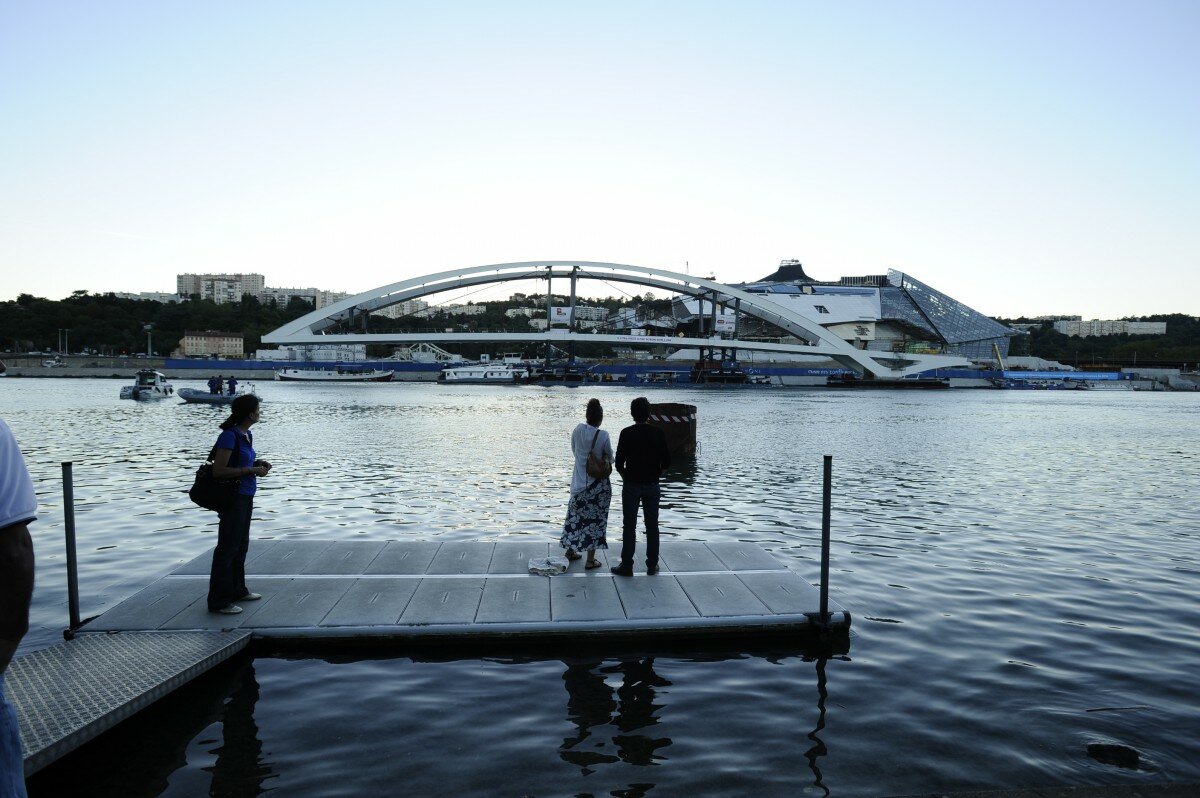 musee-confluence-pont-pasteur-barre
