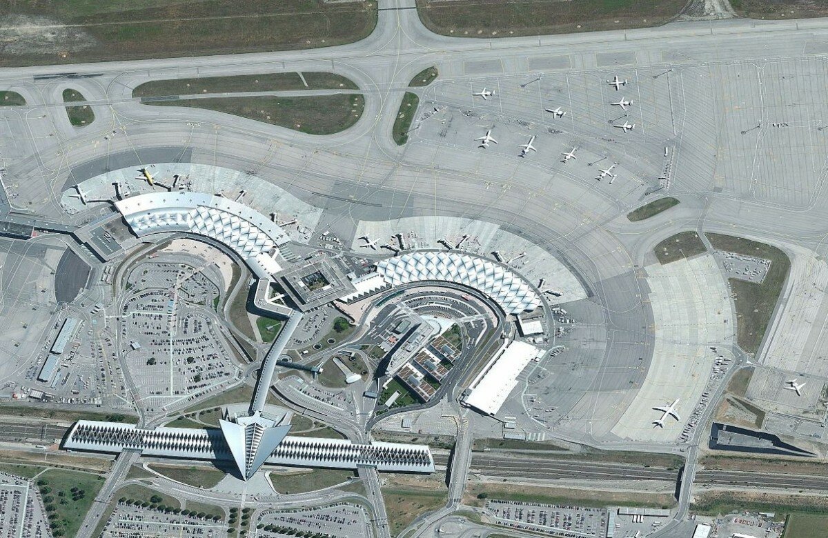 aeroport-lyon-saint-exupery-bing-maps