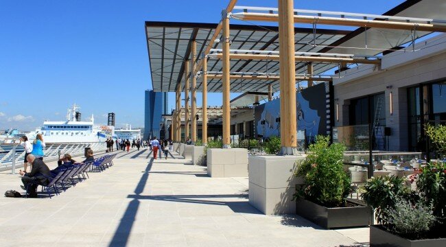 terrasse-exterieur-vue-mer-du-port