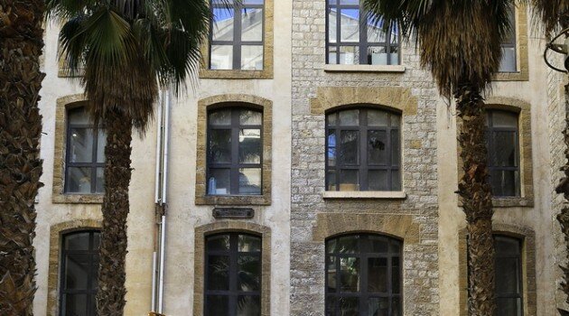 facade-palmier-docks-joliette-marseille