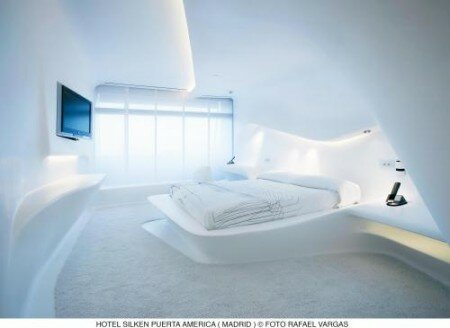 Zaha Hadid architecte interieur hotel madrid 450x328 Architecte Zaha Hadid