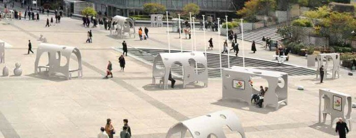 abris panoramic concours defense 700x272 La Défense, laboratoire en mobilier urbain
