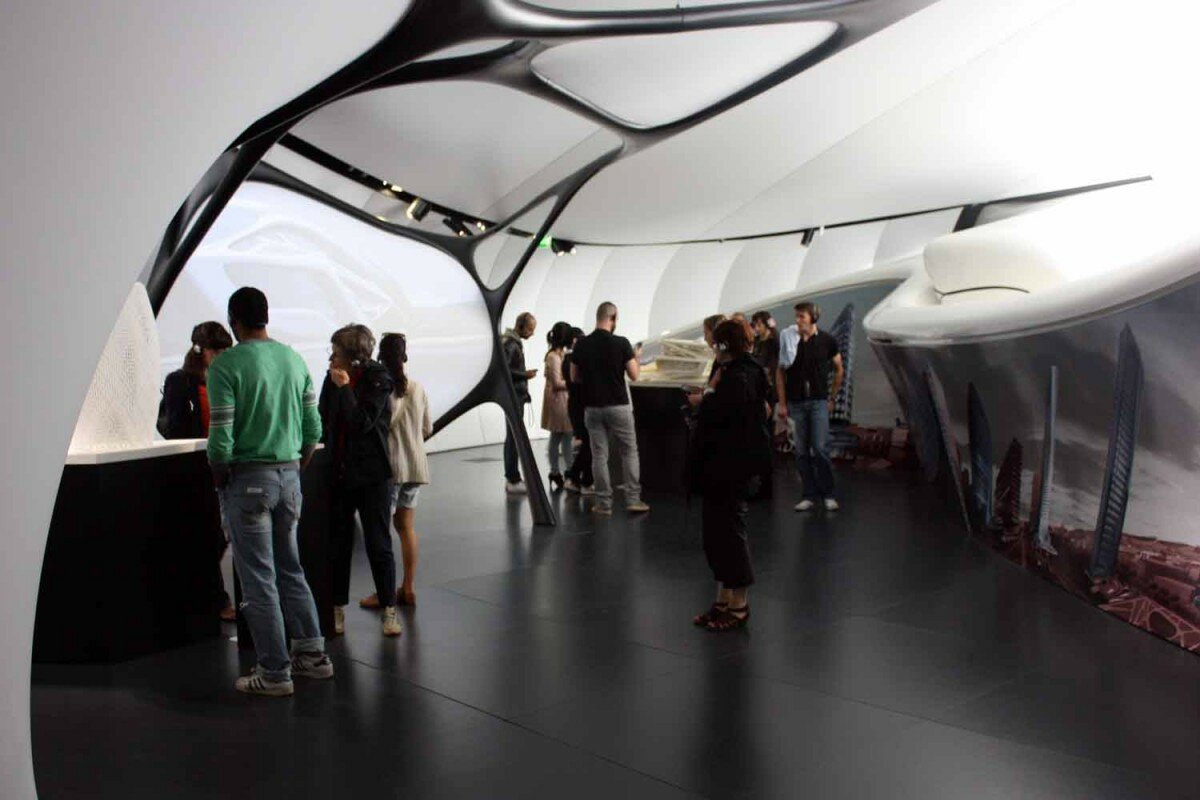 ambiance-exposition-zaha-hadid-parivs-ima-paris