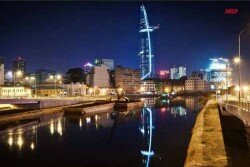 arep-tour-vietnam-Bitexco-Financial-Tower-nuit