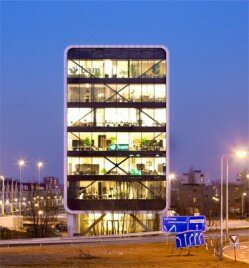 immeuble iphone pierre gauthier architecte 249x268 Un immeuble de bureaux inspiré du célèbre Iphone dapple?