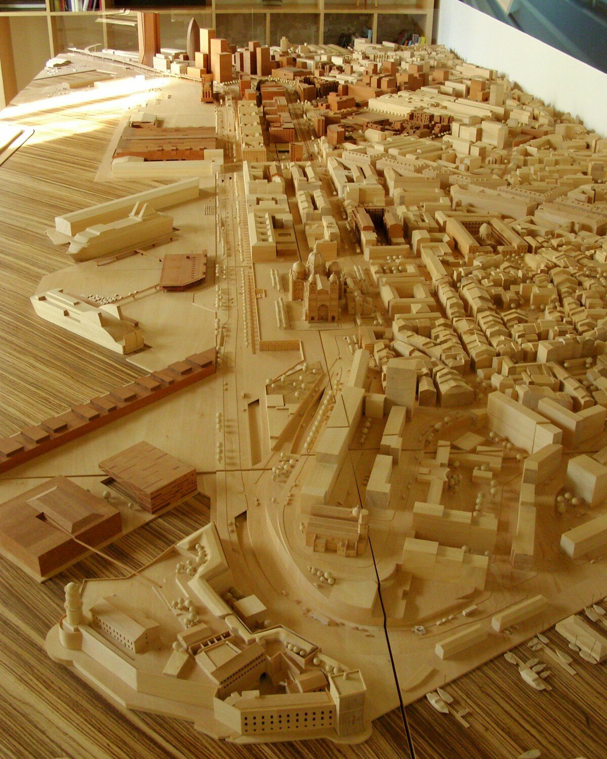 marseille-port-euromediterranee-perimetre-maquette
