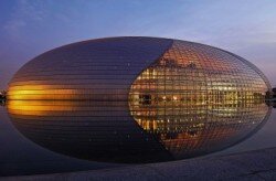 opera bejing architecte andreu ovni 250x164 Le futuriste Opéra de Dubai par la préstigieuse architecte Zaha Hadid.