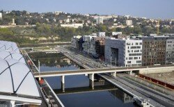 place-nautique-lyon-confluence